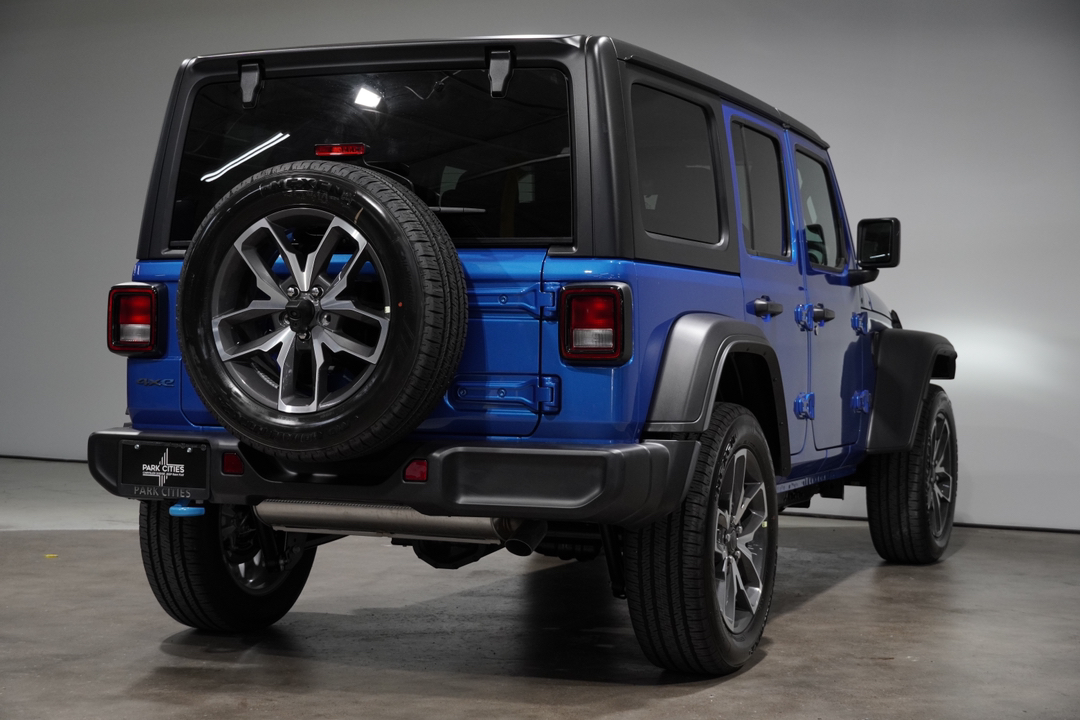 2024 Jeep Wrangler Sport S 4xe 8