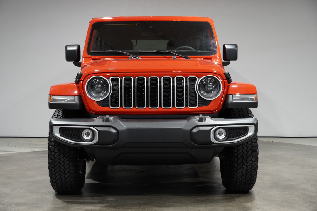 2024 Jeep Wrangler Sahara 2