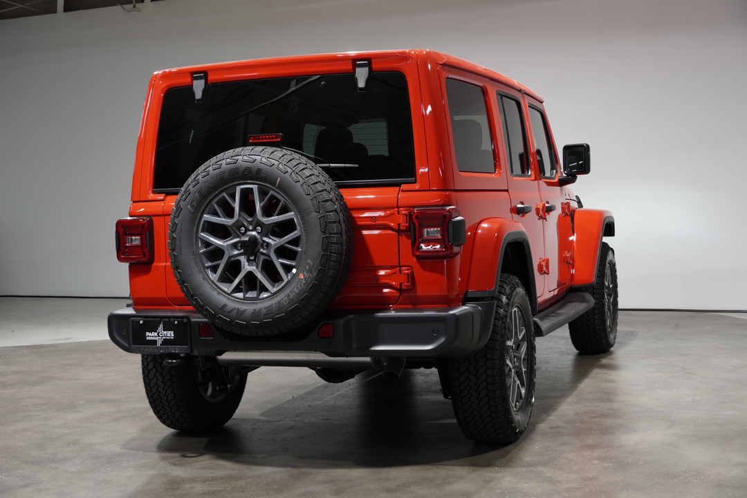 2024 Jeep Wrangler Sahara 7