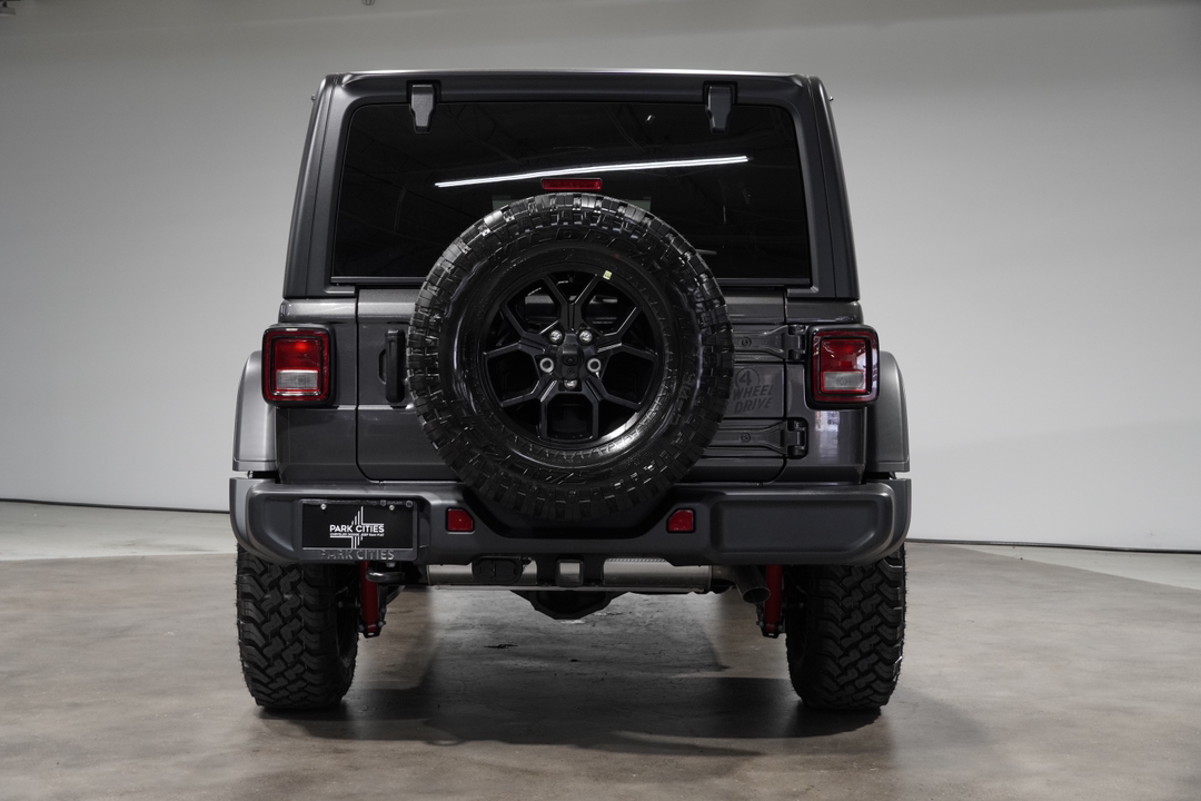 2024 Jeep Wrangler Willys 7