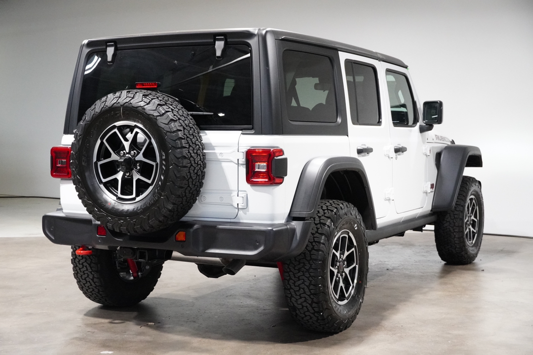 2024 Jeep Wrangler Rubicon 8