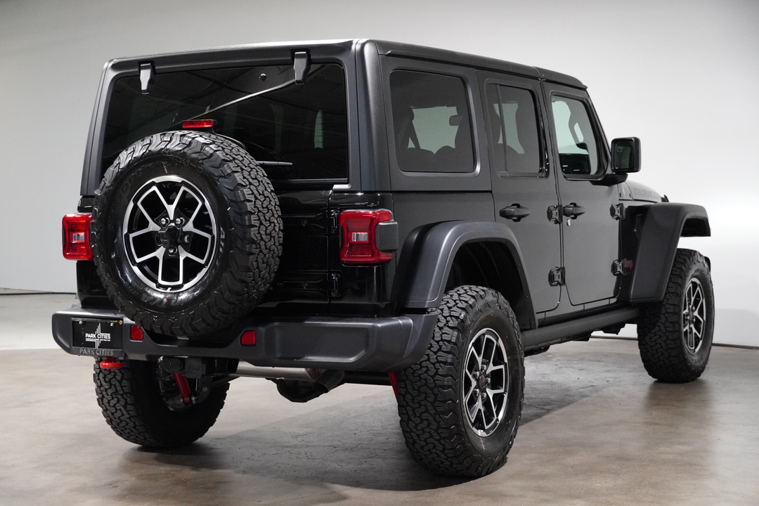 2024 Jeep Wrangler Rubicon 8