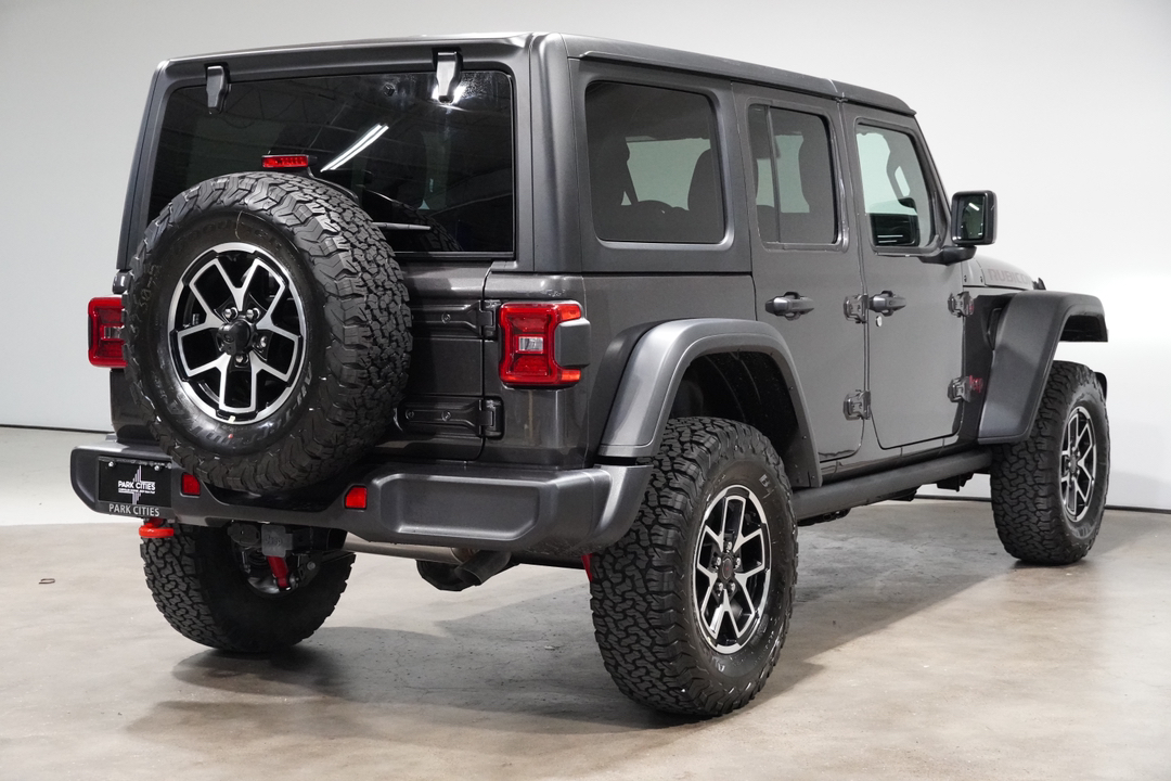 2024 Jeep Wrangler Rubicon 8