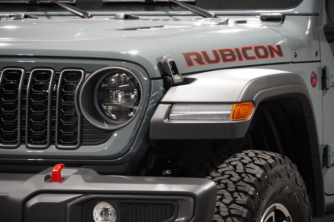 2024 Jeep Wrangler Rubicon 4