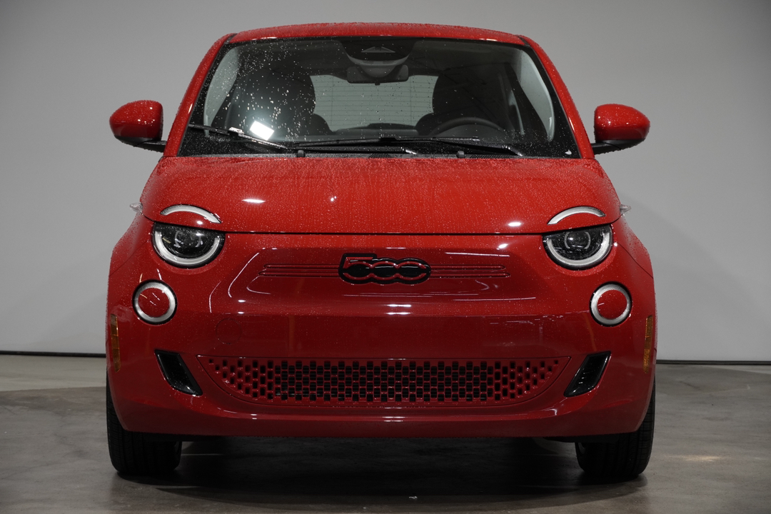 2024 Fiat 500e Battery Electric 2