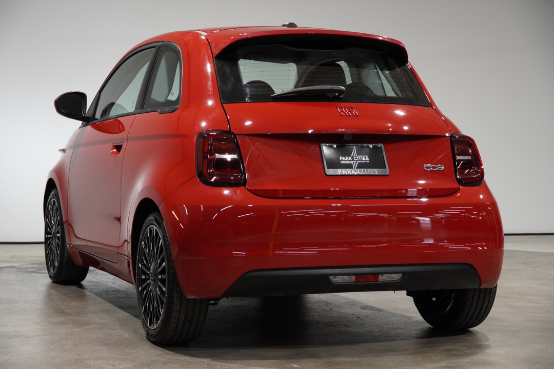 2024 Fiat 500e Battery Electric 6