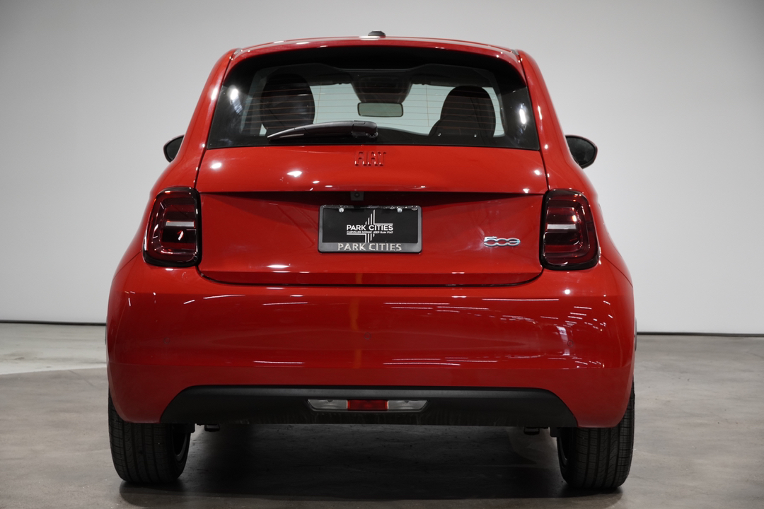 2024 Fiat 500e Battery Electric 7