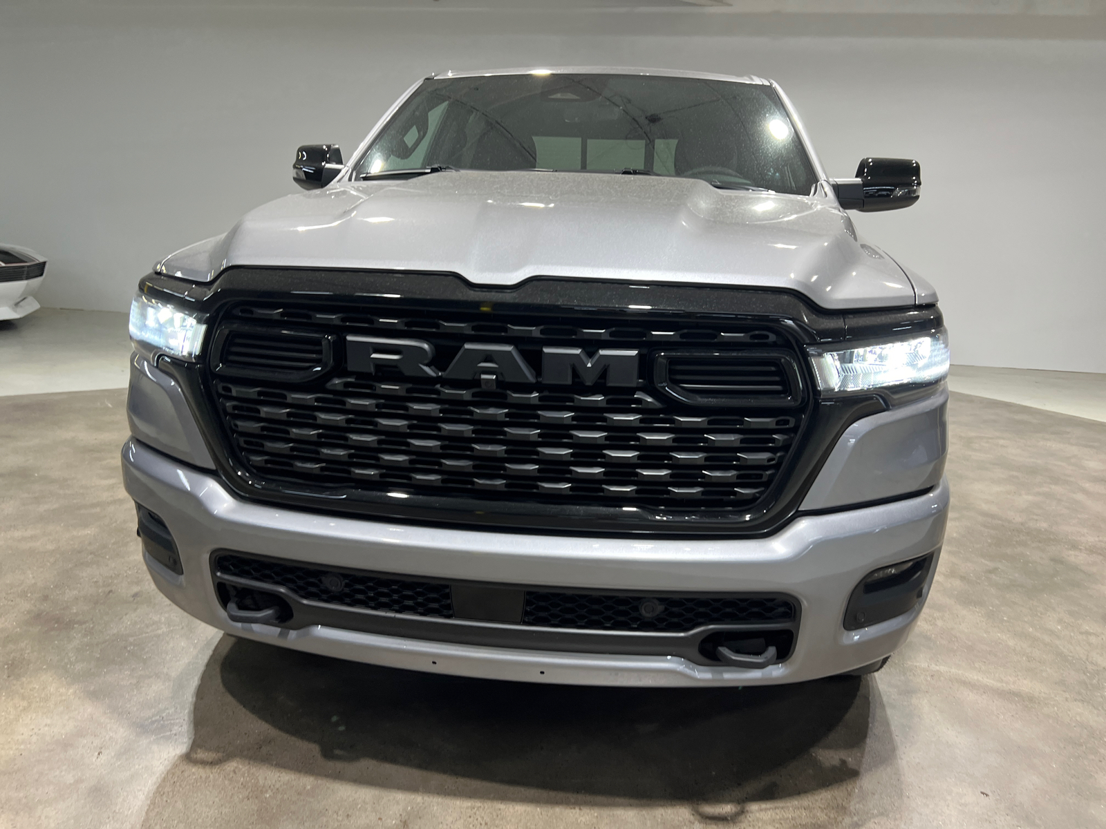 2025 Ram 1500 Big Horn/Lone Star 2