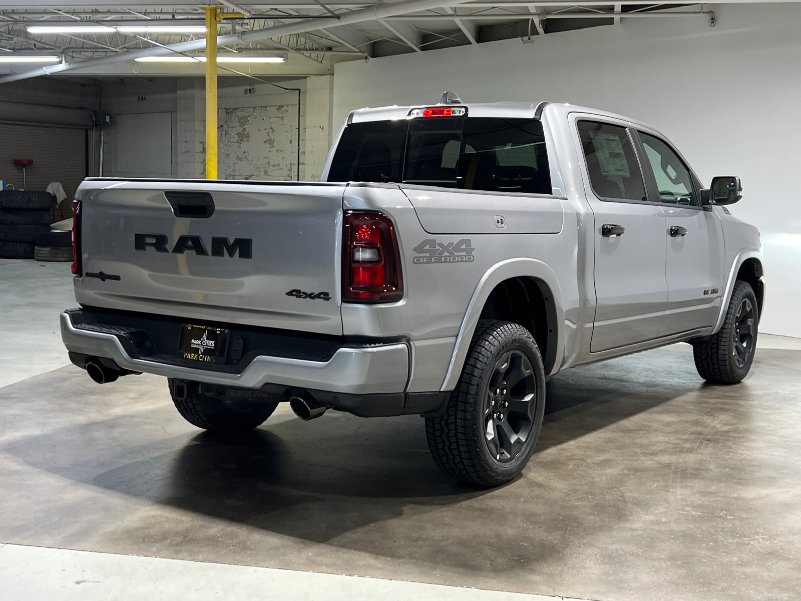 2025 Ram 1500 Big Horn/Lone Star 6