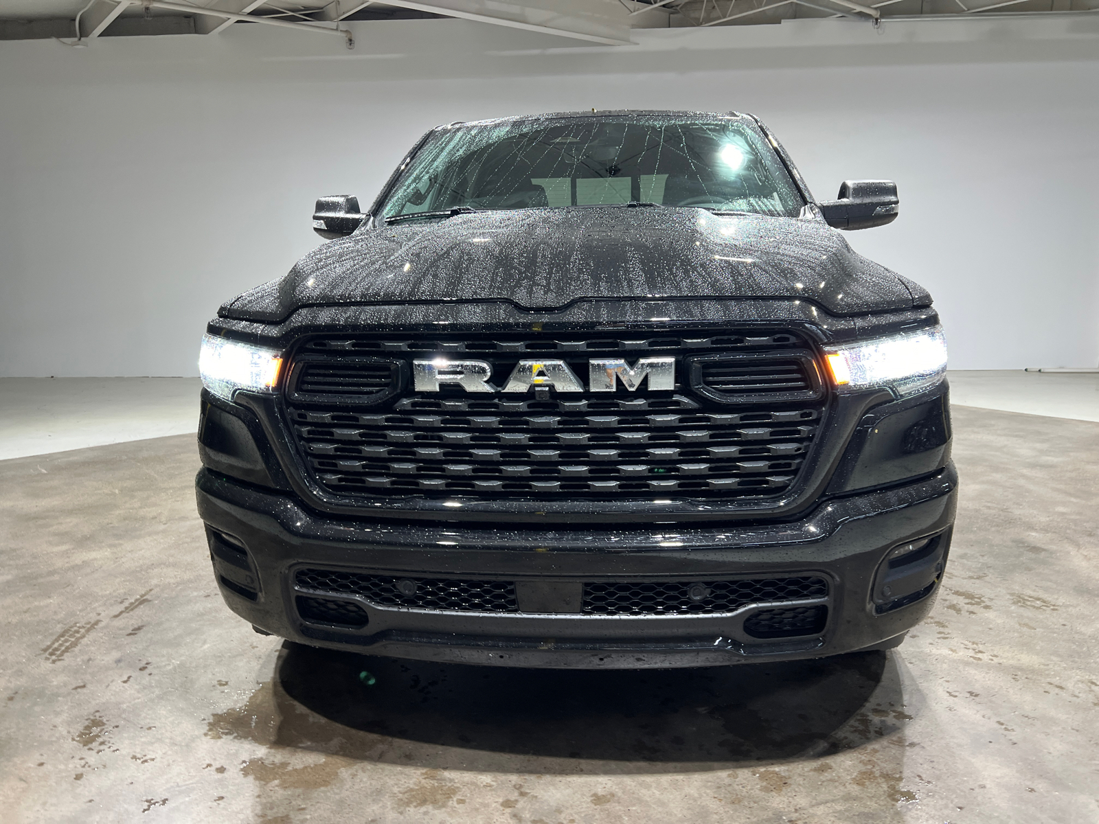 2025 Ram 1500 Big Horn/Lone Star 2