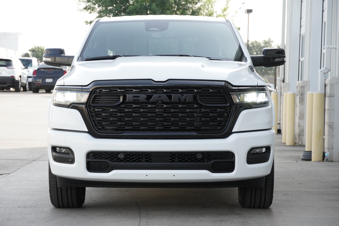 2025 Ram 1500 Big Horn/Lone Star 2