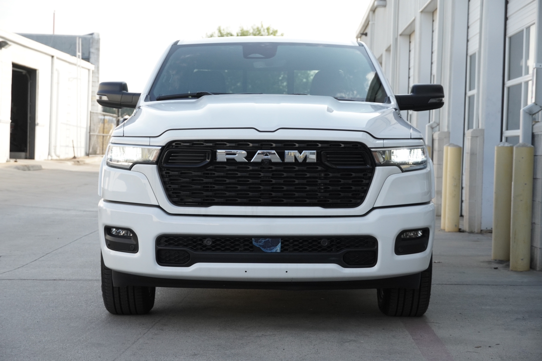 2025 Ram 1500 Big Horn/Lone Star 2