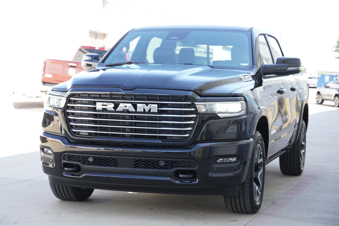 2025 Ram 1500 Laramie 3