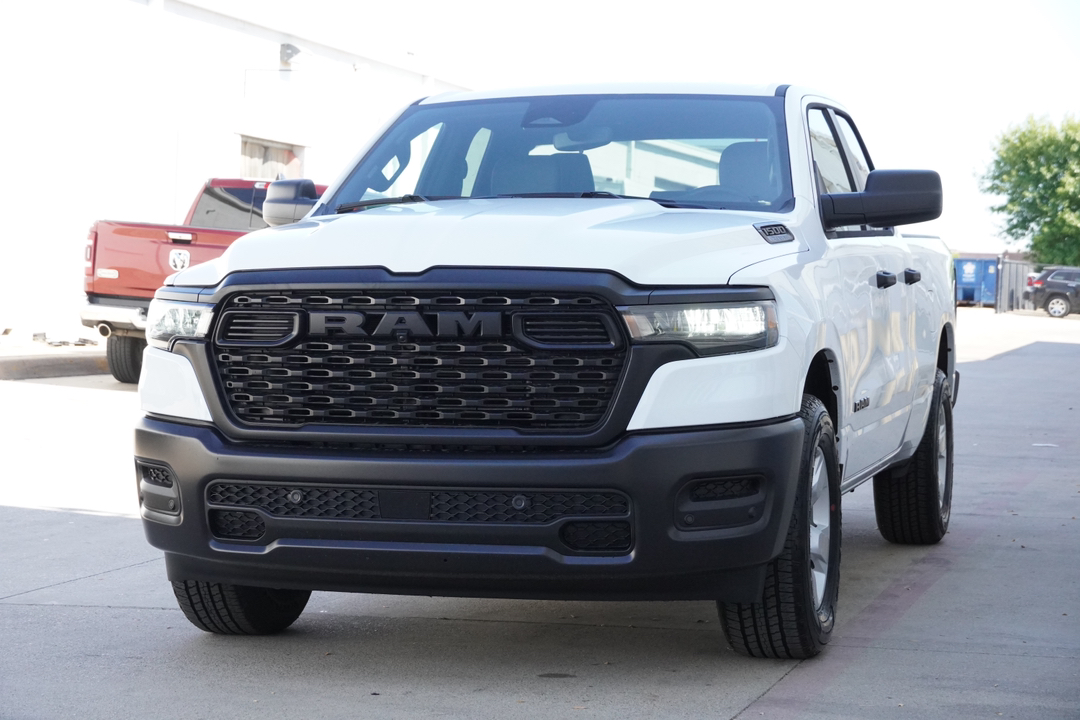 2025 Ram 1500 Tradesman 3