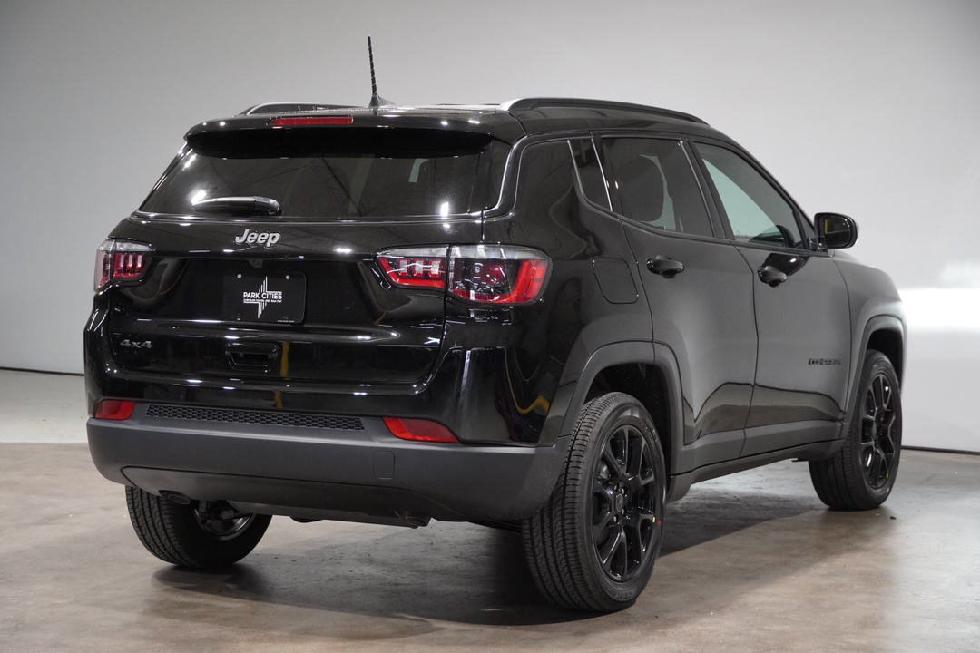 2025 Jeep Compass Latitude 8