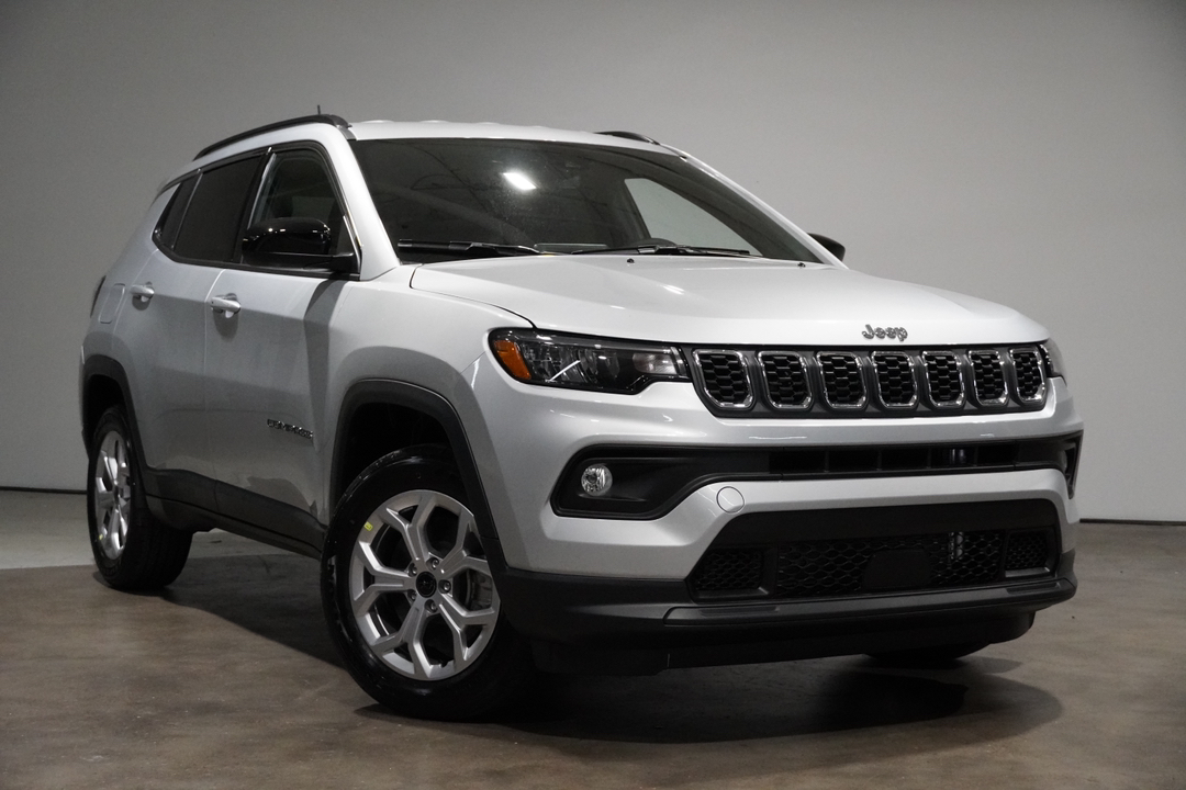 2025 Jeep Compass Latitude 1