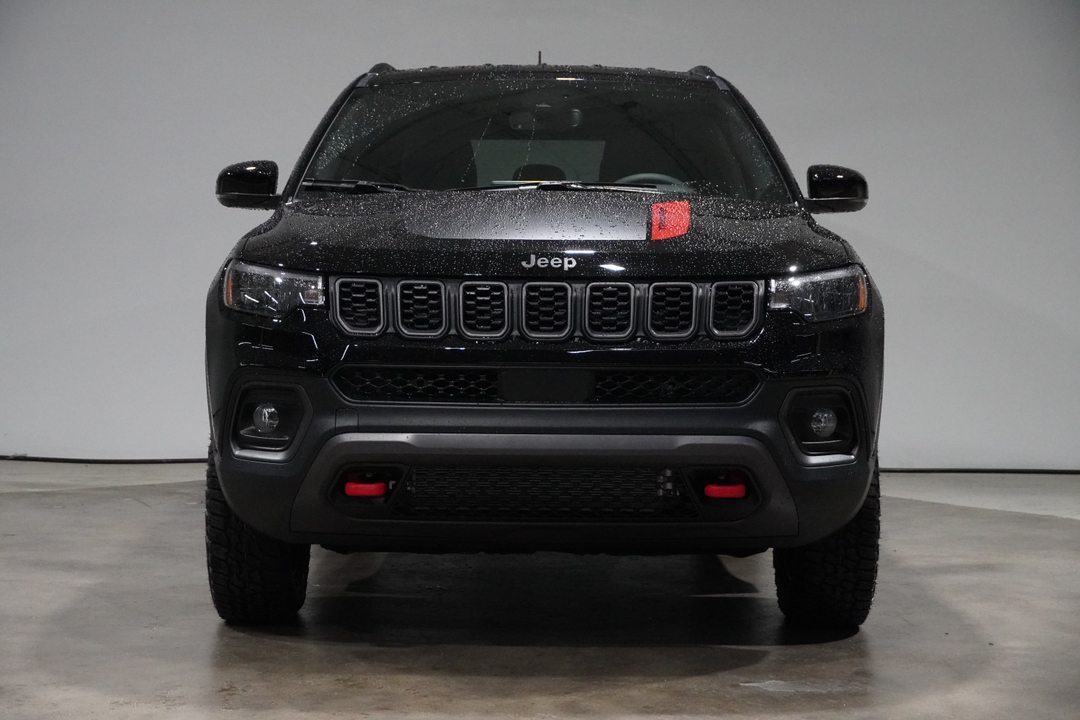 2025 Jeep Compass Trailhawk 2