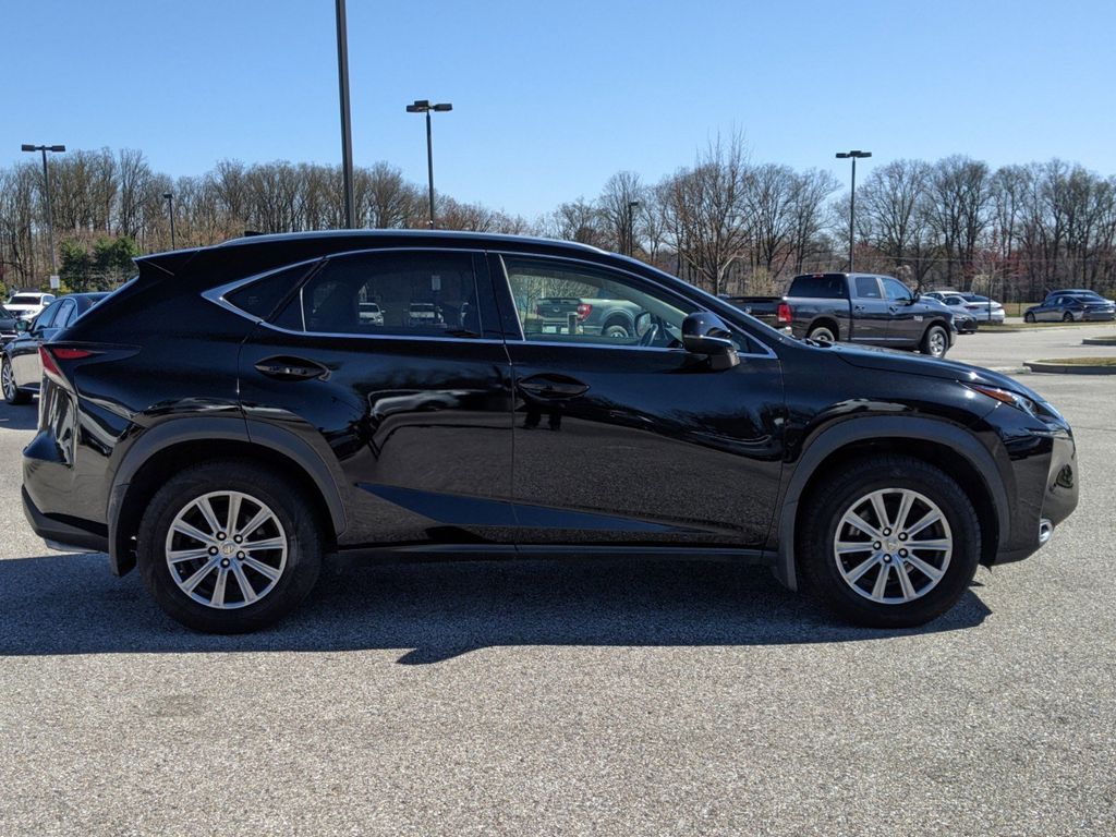 2016 Lexus NX 200t 7