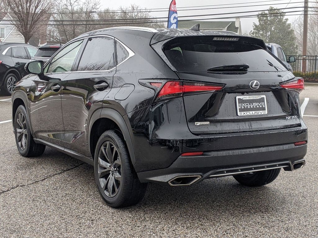 2021 Lexus NX 300 F Sport 4