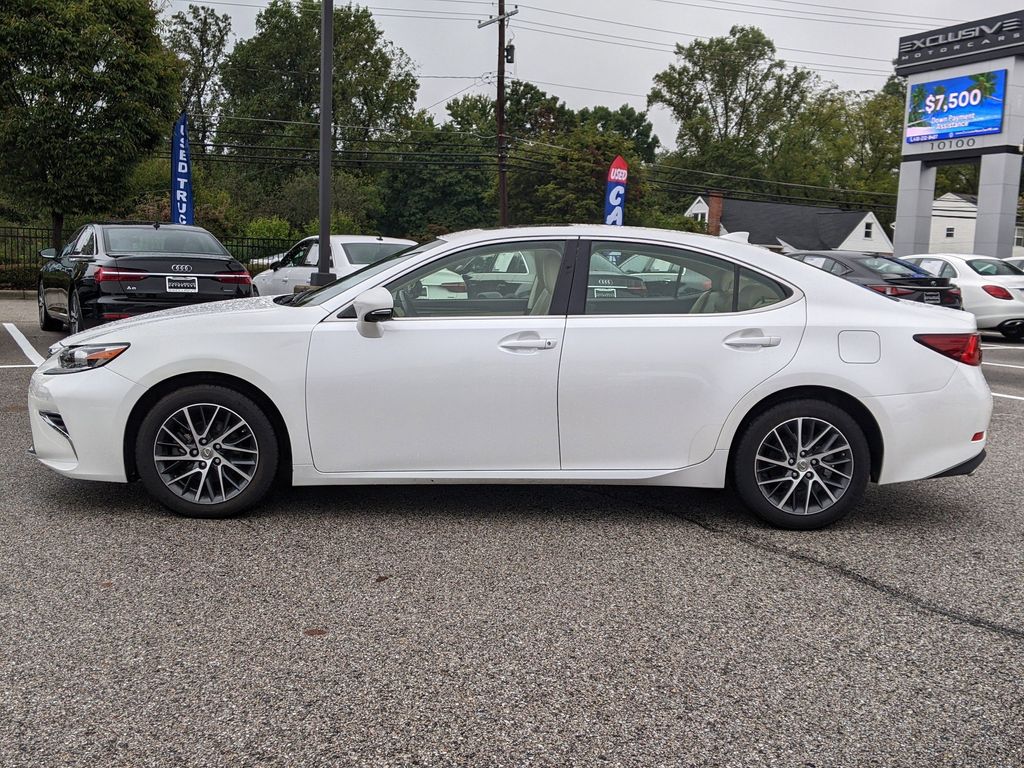 2016 Lexus ES 350 3