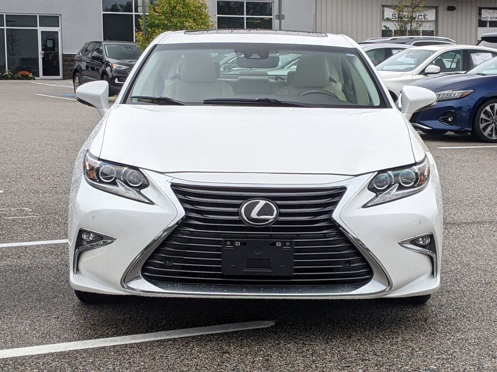 2016 Lexus ES 350 9