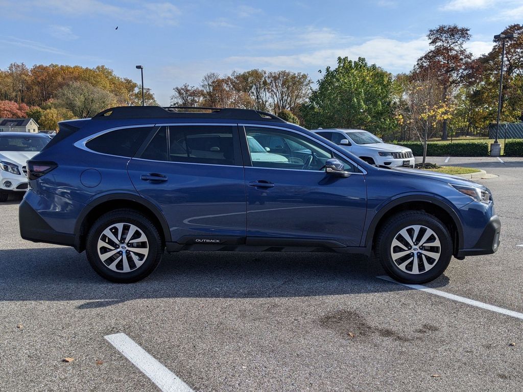 2022 Subaru Outback Premium 7