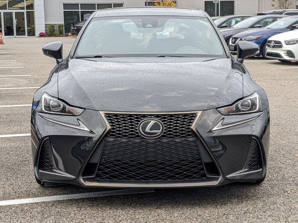 2018 Lexus IS 300 9