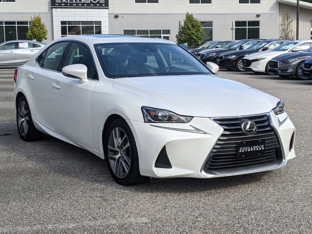 2019 Lexus IS 300 7