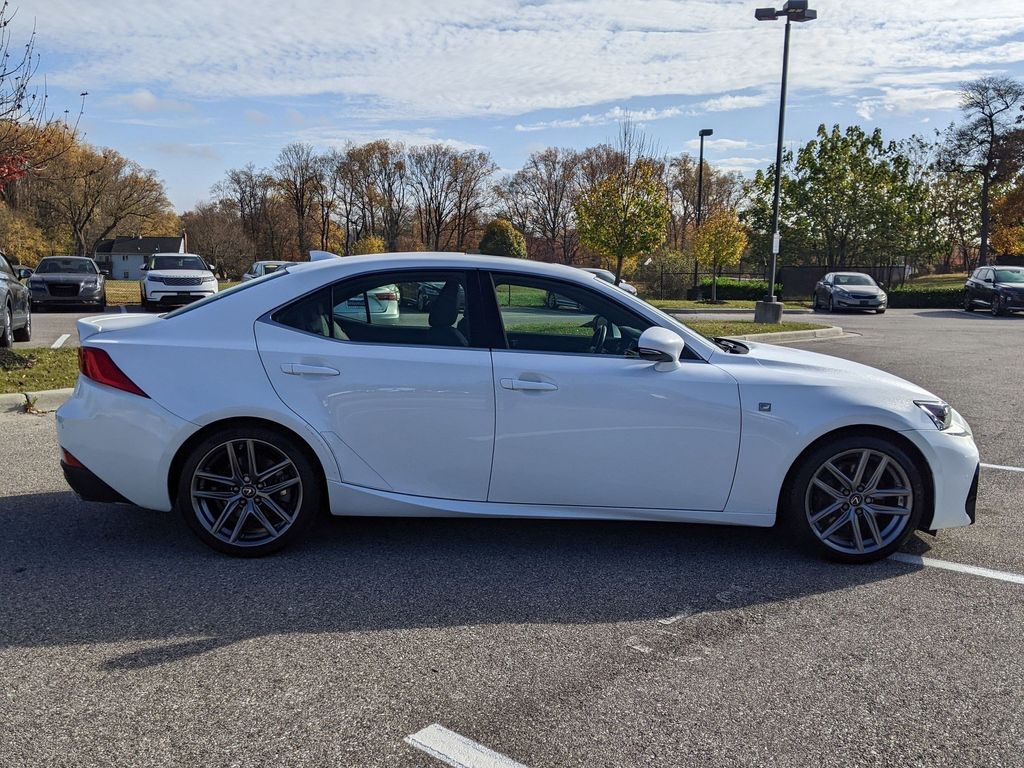 2020 Lexus IS 300 7