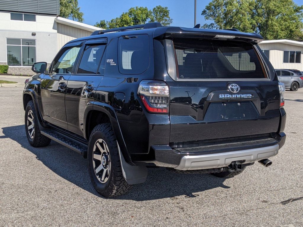 2019 Toyota 4Runner SR5 3