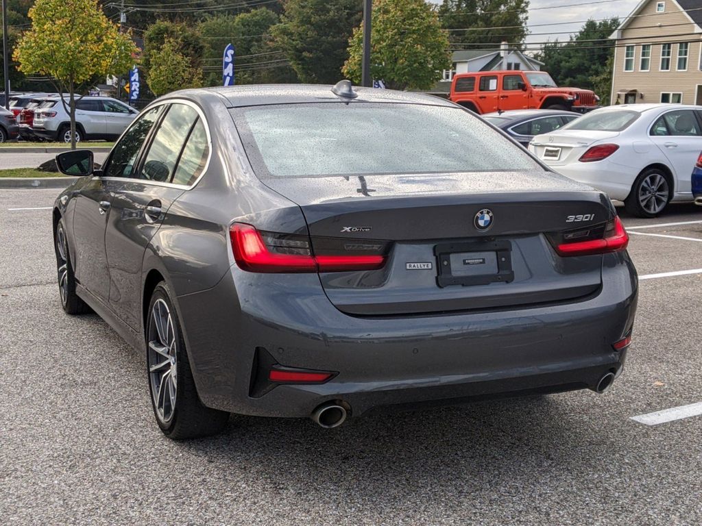 2021 BMW 3 Series 330i xDrive 3