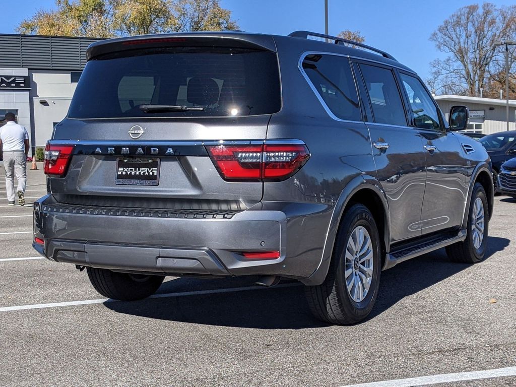 2022 Nissan Armada SV 6