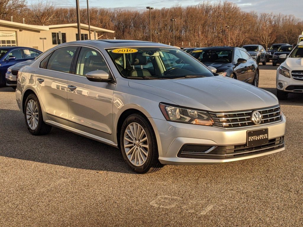 2016 Volkswagen Passat 1.8T SE 8