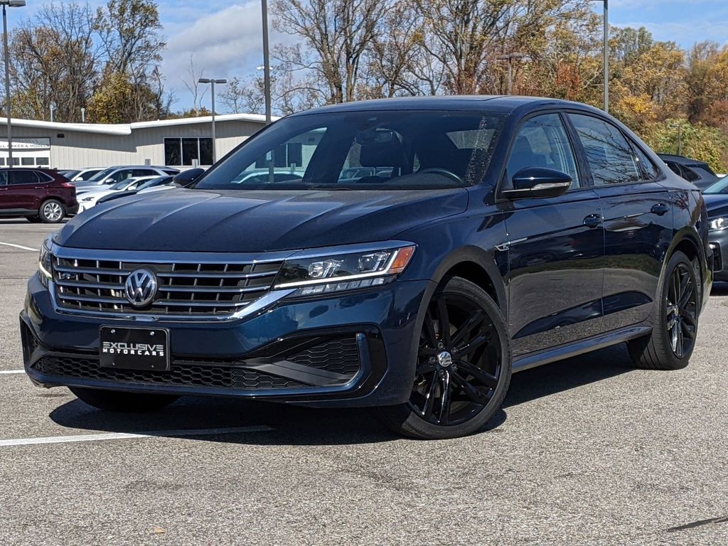 2021 Volkswagen Passat 2.0T R-Line 2