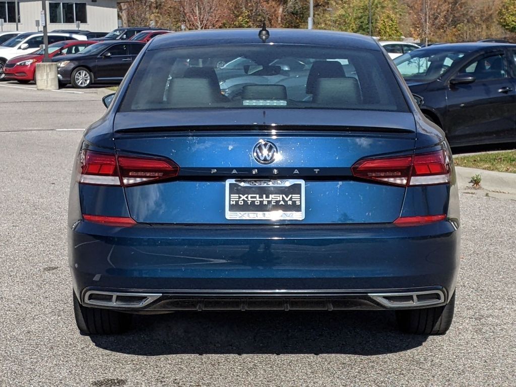 2021 Volkswagen Passat 2.0T R-Line 5