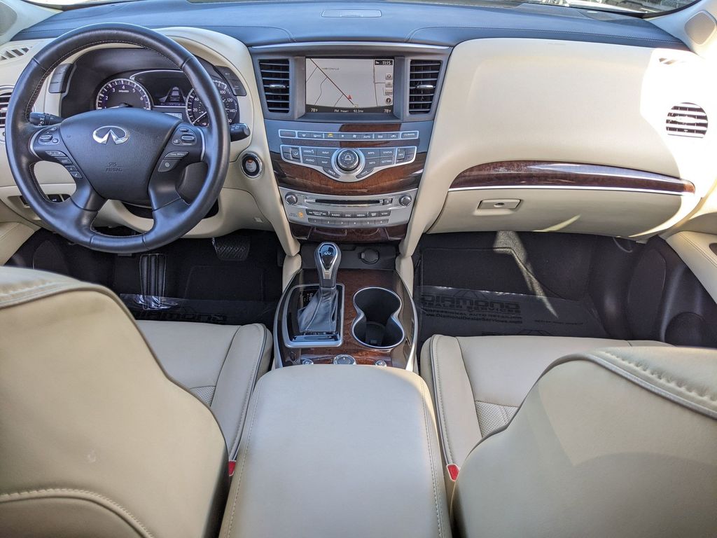 2020 INFINITI QX60 LUXE 24