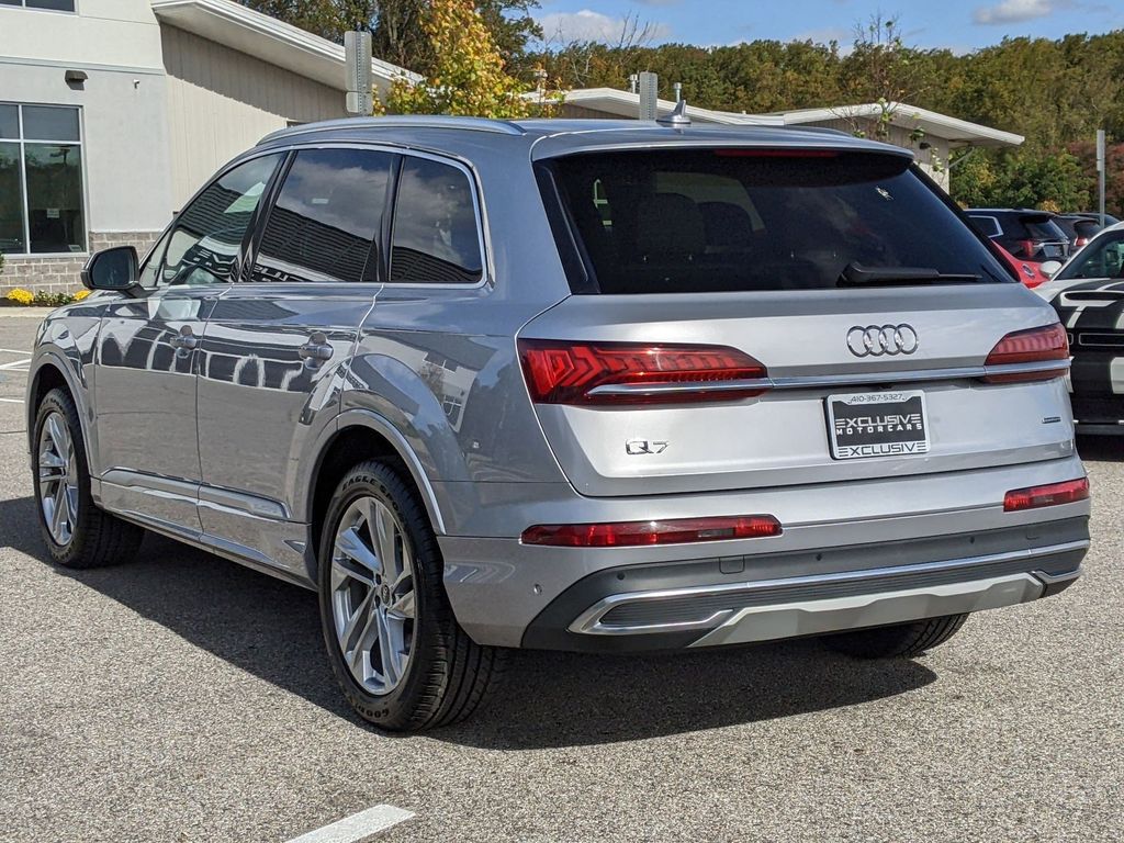 2022 Audi Q7 55 Premium Plus 4