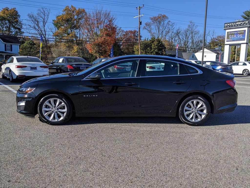 2022 Chevrolet Malibu LT 3