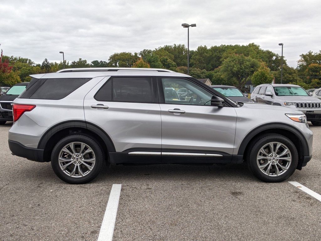 2022 Ford Explorer Limited 6