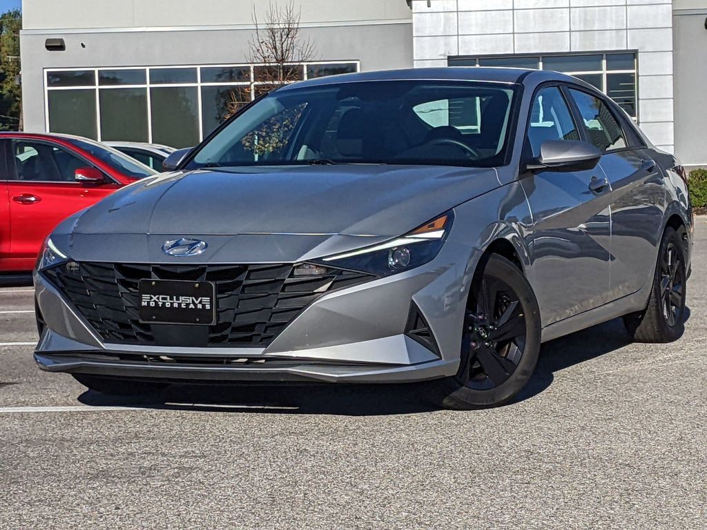 2021 Hyundai Elantra SEL 2