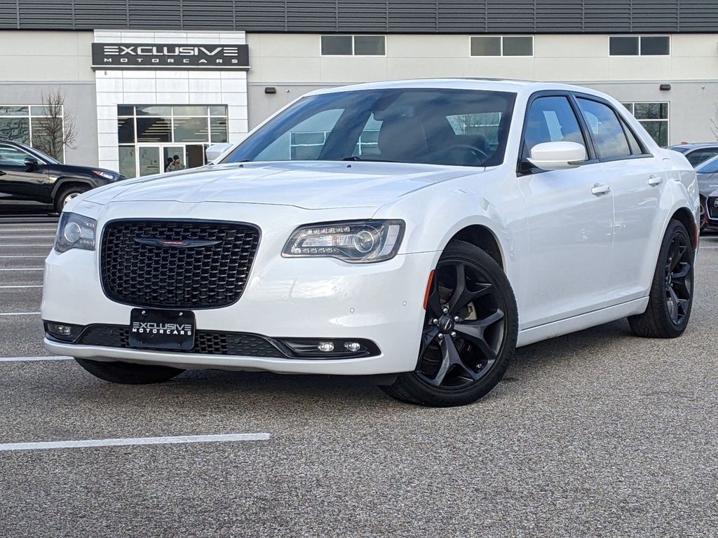 2022 Chrysler 300 S 2