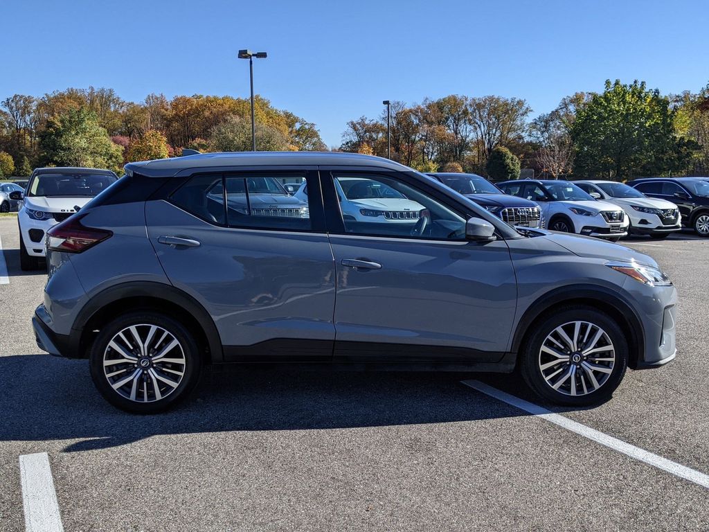 2021 Nissan Kicks SV 7