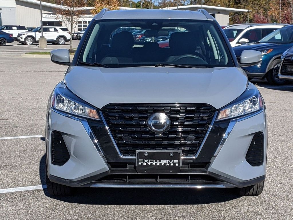 2021 Nissan Kicks SV 9