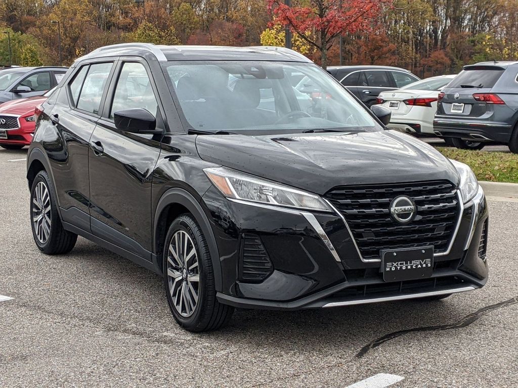 2021 Nissan Kicks SV 8