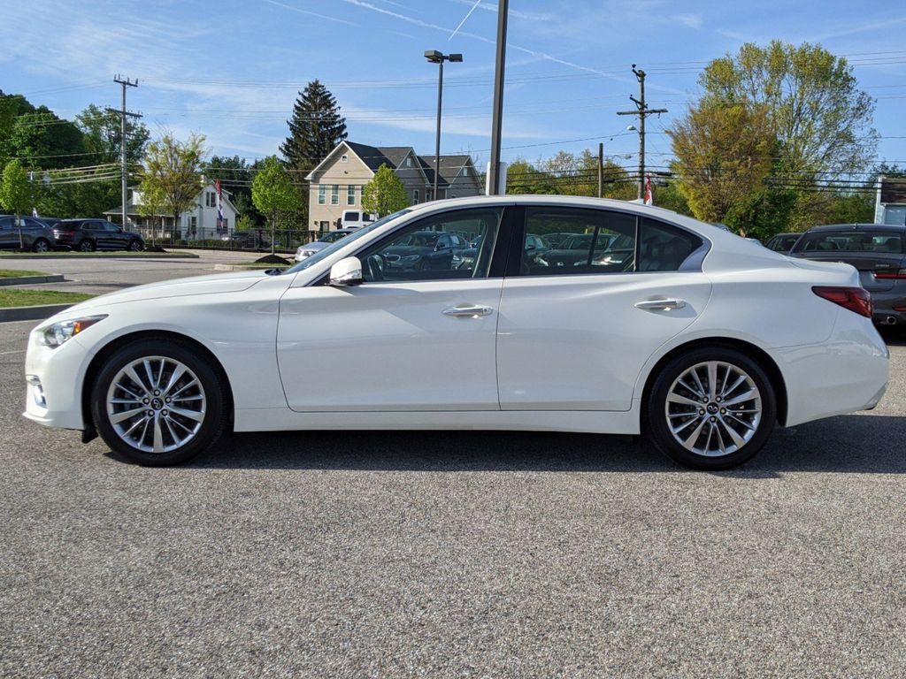 2021 INFINITI Q50 3.0t LUXE 2