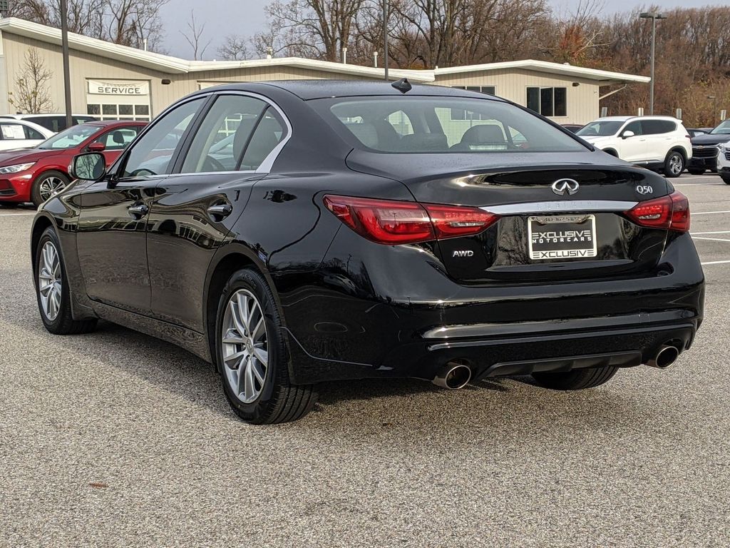 2021 INFINITI Q50 PURE 4