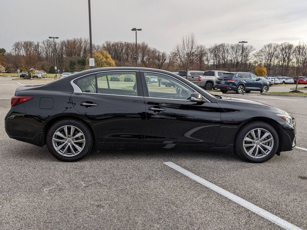 2021 INFINITI Q50 PURE 7