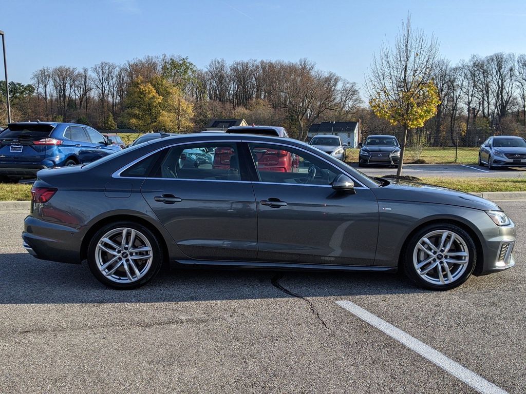 2020 Audi A4  7