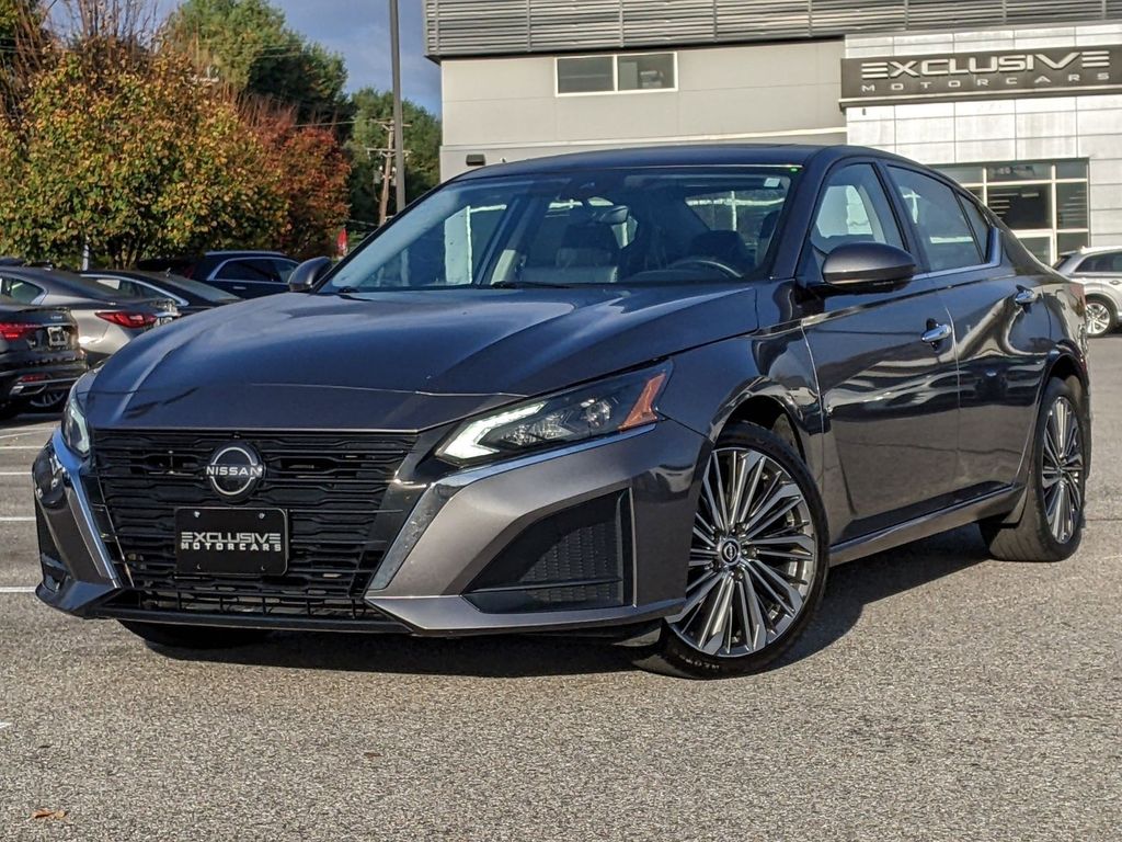 2023 Nissan Altima 2.5 SL 2