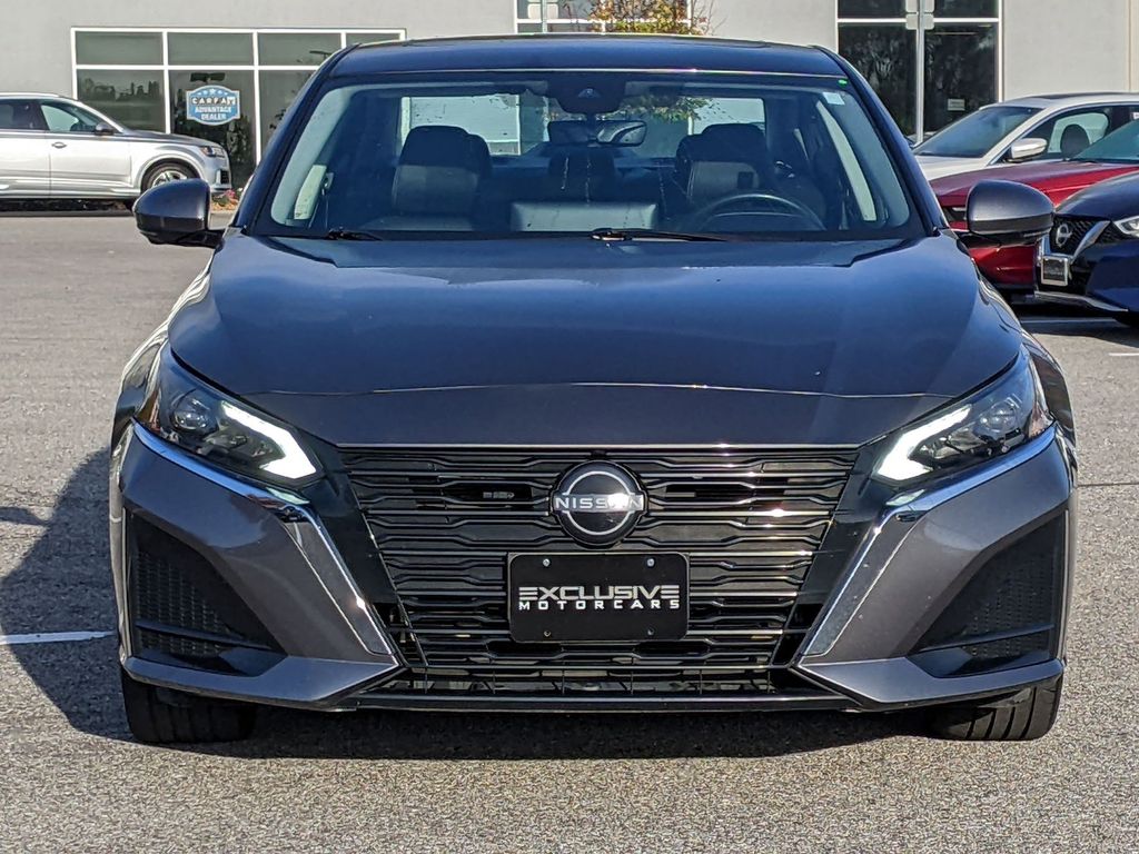 2023 Nissan Altima 2.5 SL 9